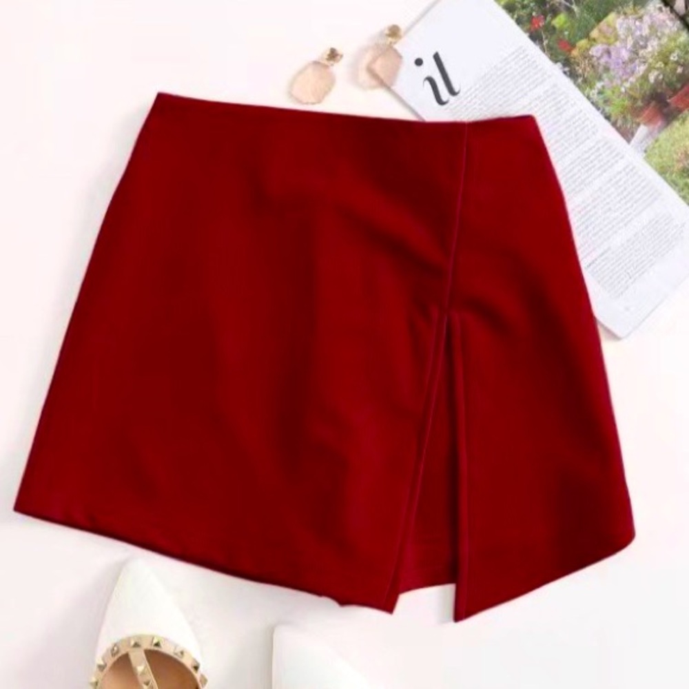 Maroon skort